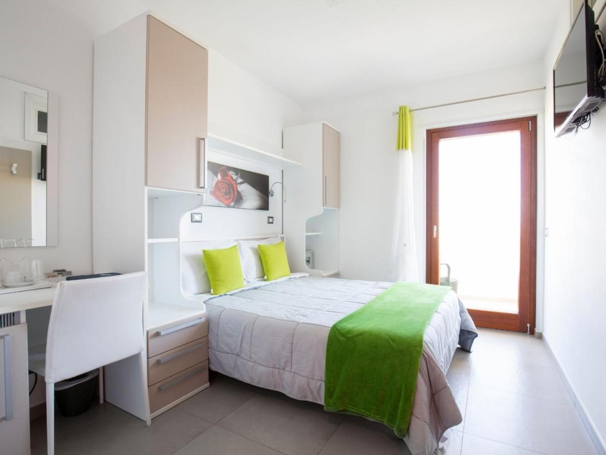 Navicri B&B Vieste Bagian luar foto